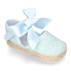 Alpargata BABY con cierre adherente y lazo en piel con GLITTER.