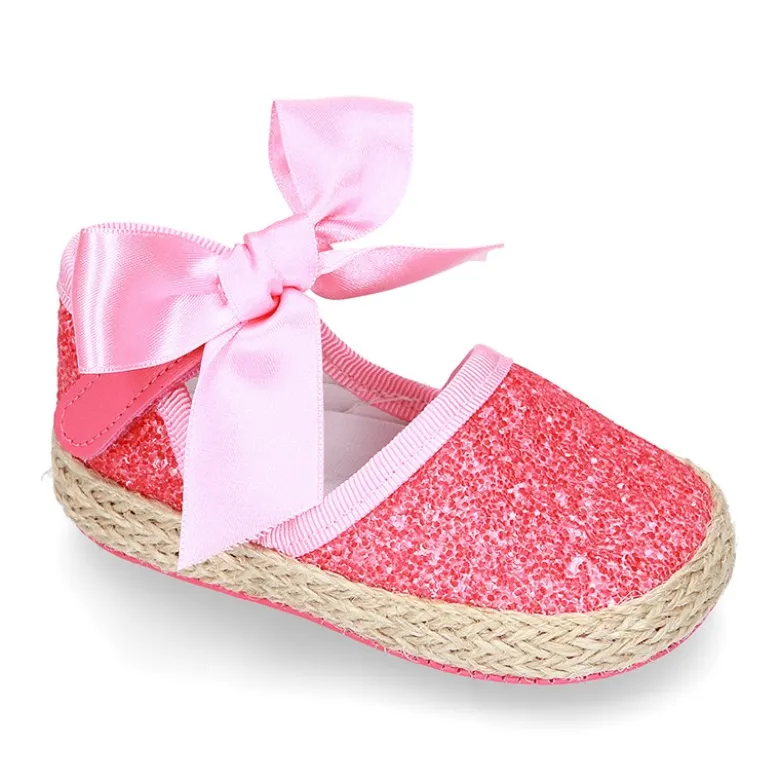 Alpargata BABY con cierre adherente y lazo en piel con GLITTER.