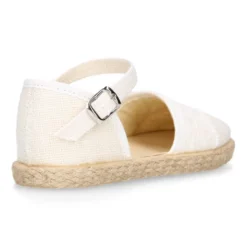 Alpargata niña ARRAS en lino blanco con diseño con puntilla.