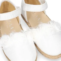 Alpargata niña lona metalizada en color BLANCO con cierre adherente.