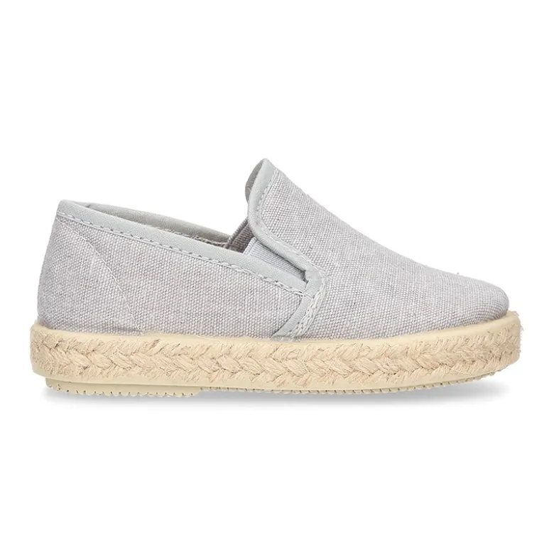 Alpargata niño con elásticos tipo SLIP ON en lona lavada.