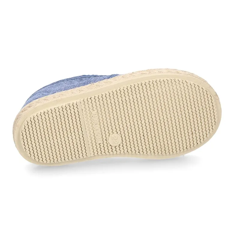 Alpargata niño con elásticos tipo SLIP ON en lona lavada.