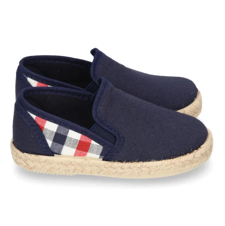 Alpargata niños con elásticos tipo slip on en lona con CUADROS.