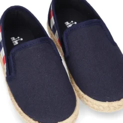 Alpargata niños con elásticos tipo slip on en lona con CUADROS.