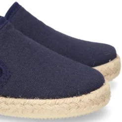 Alpargata niños con elásticos tipo slip on en lona con CUADROS.