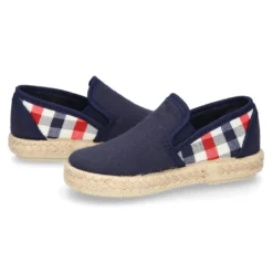 Alpargata niños con elásticos tipo slip on en lona con CUADROS.