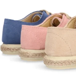 Alpargata niños tipo Blucher con cordones en SERRAJE.