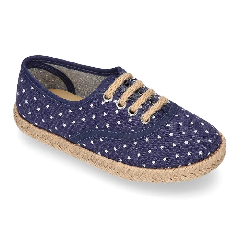 Alpargata niño tipo blucher con cordones en lona jeans con ESTRELLAS.