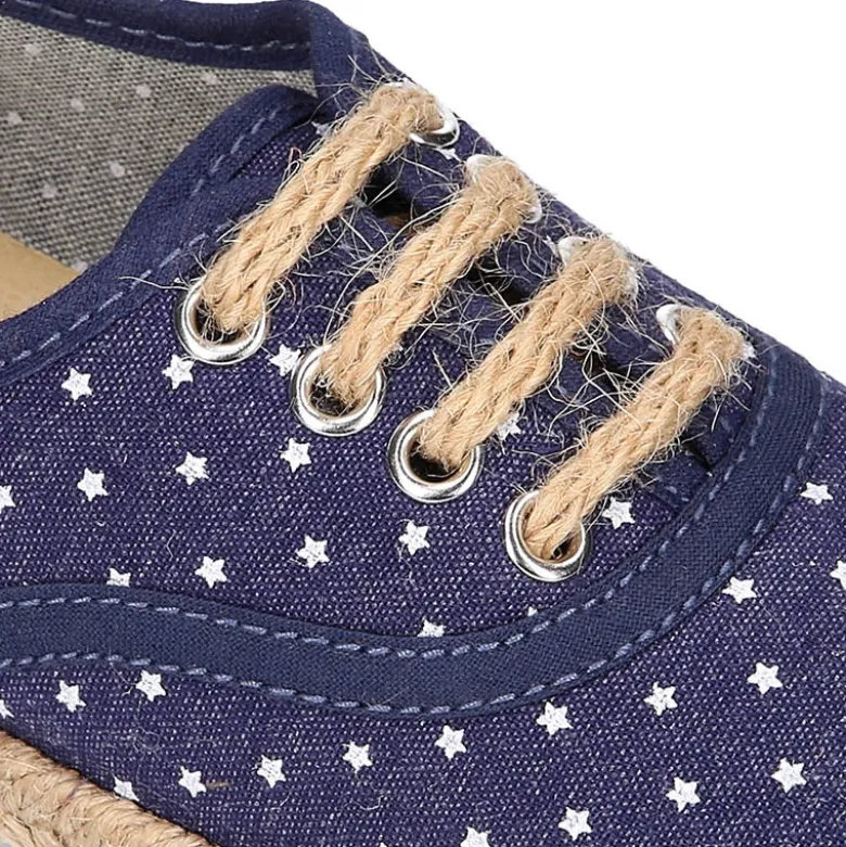 Alpargata niño tipo blucher con cordones en lona jeans con ESTRELLAS.