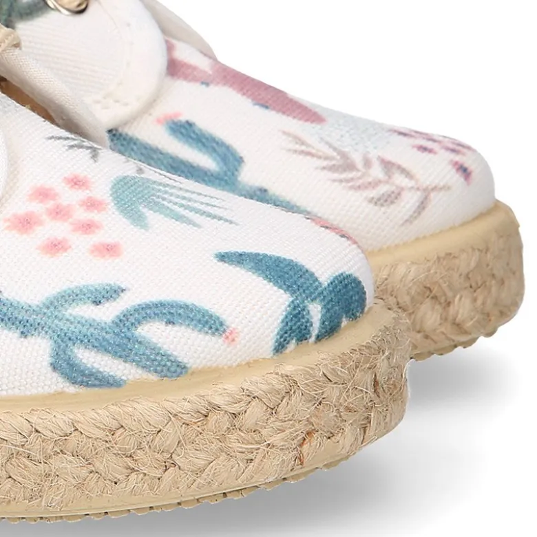Alpargata niño tipo Blucher con cordones en lona con estampado CACTUS.