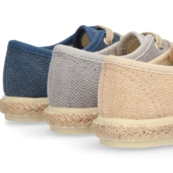 Alpargata niño tipo Blucher con cordones en LONA ESPIGA.