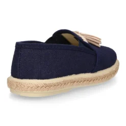Alpargata niño tipo MOCASÍN con borlas en LINO NATURAL.