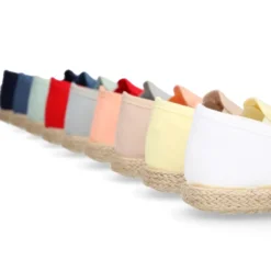 Alpargata niño tipo SLIP ON con elásticos en lona algodón.