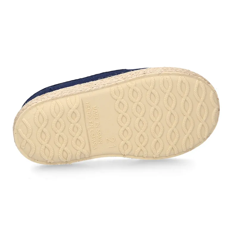 Alpargata niño tipo SLIP ON con elásticos en lona algodón.