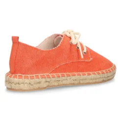 Alpargata tipo blucher en lona efecto lavado.