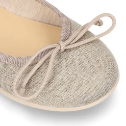 Bailarina clásica con lazo ajustable en lona METALIZADA.