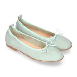 Bailarina clásica niña con lazo ajustable y elástico en piel Menta.