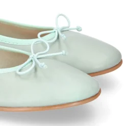 Bailarina clásica niña con lazo ajustable y elástico en piel Menta.