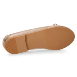 Bailarina clásica niña con lazo ajustable en piel ante laminado.