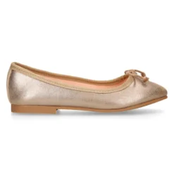 Bailarina clásica niña con lazo ajustable en piel ante laminado.