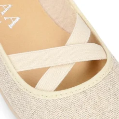 Bailarina niña ballet con cintas elásticas cruzadas en LINO METALIZADO.