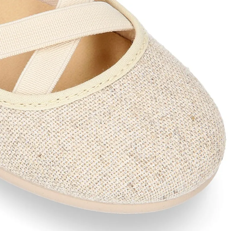 Bailarina niña ballet con cintas elásticas cruzadas en LINO METALIZADO.