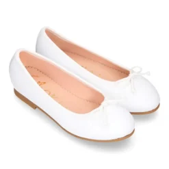 Bailarina niña CEREMONIA con lazo ajustable en piel suave en color BLANCO.