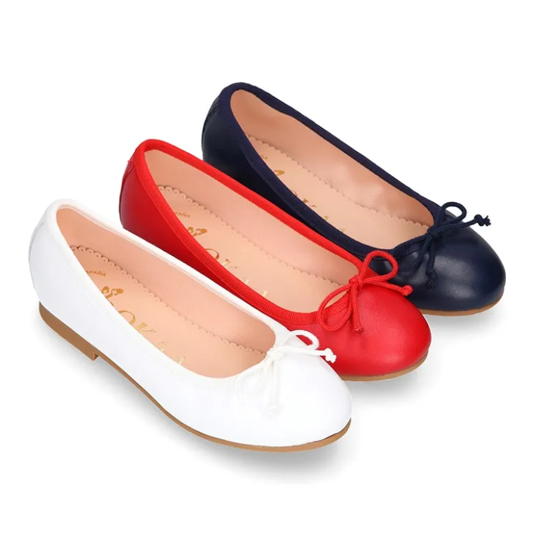 Bailarina niña CEREMONIA con lazo ajustable en piel suave en color BLANCO.