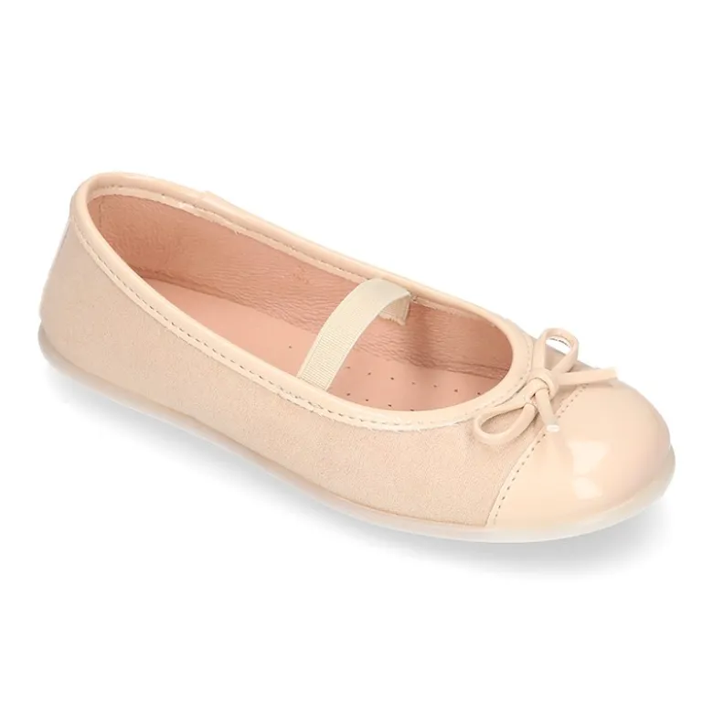 Bailarina niña clásica con lazo y tira elástica en MICROFIBRA y CHAROL.