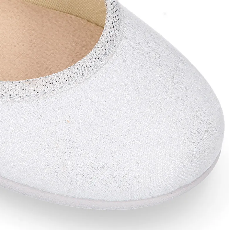 Bailarina niña con elástico con estrellas en lona laminada.