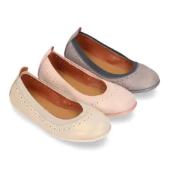 Bailarina niña con elástico y picados en piel serraje con BRILLOS.