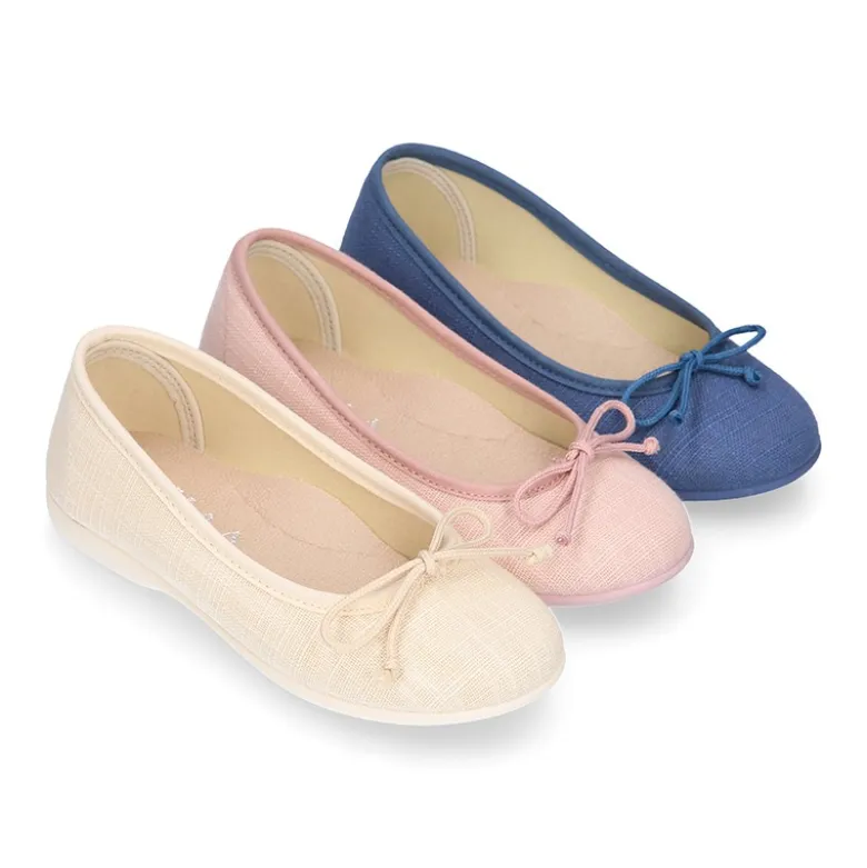 Bailarina niña con lazo ajustable en LINO.