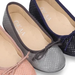 Bailarina niña con lazo ajustable en Serratex MIL PUNTOS.