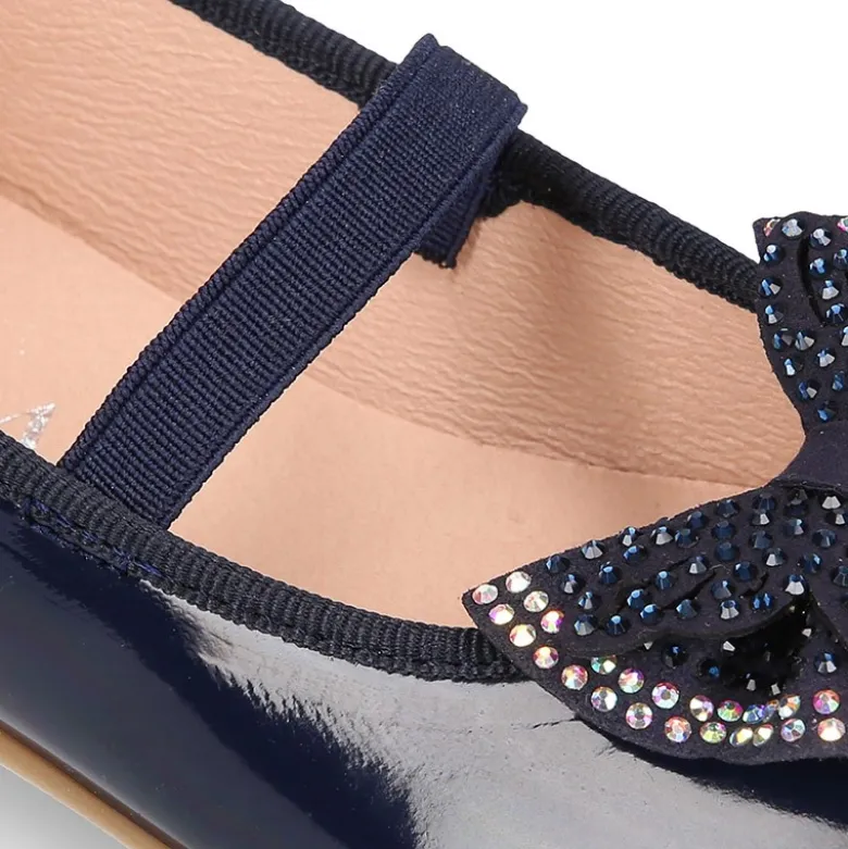 Bailarina niña con lazo con STRASS y tira elástica en CHAROL.