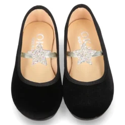 Bailarina niña en terciopelo negro de vestir con ESTRELLA.