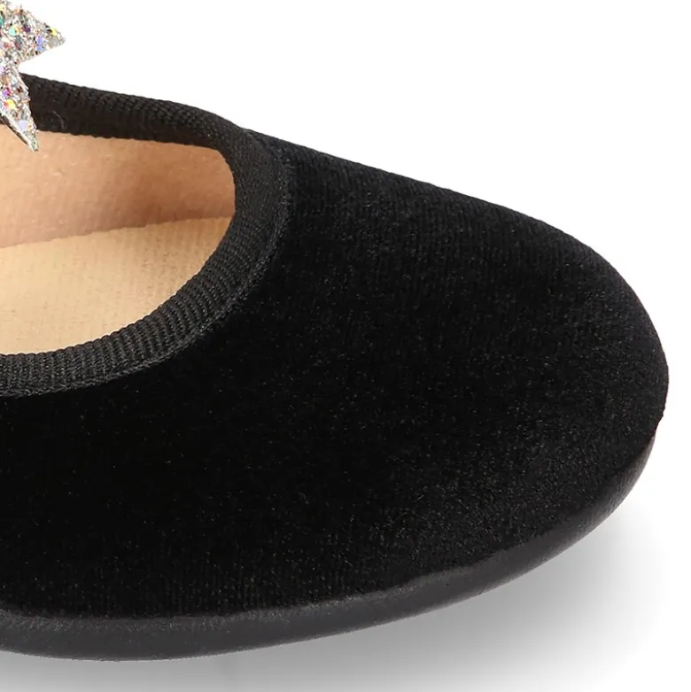 Bailarina niña en terciopelo negro de vestir con ESTRELLA.