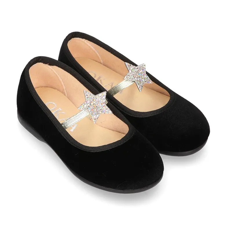 Bailarina niña en terciopelo negro de vestir con ESTRELLA.