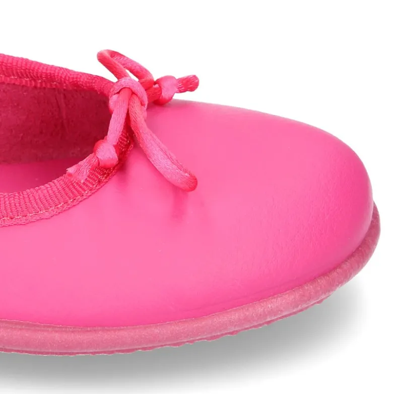 Bailarina niña piel lavable con lazo ajustable.