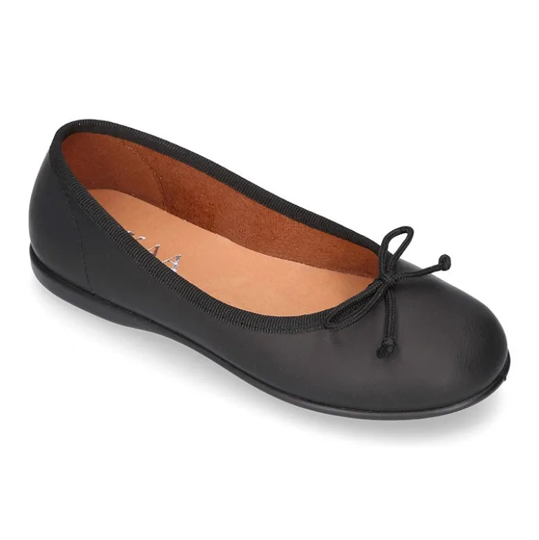 Bailarina Niña Piel Napa lavable con lazo ajustable.
