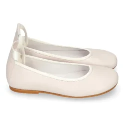Bailarina niña tipo BALLET con cintas cruzadas en piel suave.