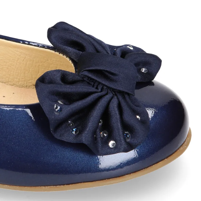 Bailarina niña tipo LUXURY COLLECTION con lazo con cristales en piel charol.