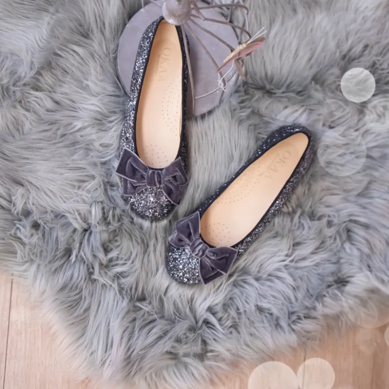 Bailarina niña tipo LUXURY COLLECTION con lazo terciopelo en piel con glitter.