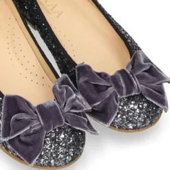 Bailarina niña tipo LUXURY COLLECTION con lazo terciopelo en piel con glitter.