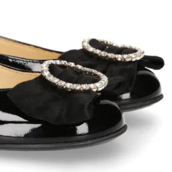 Bailarina niña tipo LUXURY COLLECTION con lazo terciopelo con cristales en piel charol.