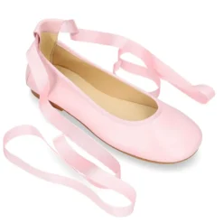 Bailarina tipo Ballet con cintas cruzadas en piel suave.
