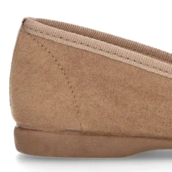 Bailarina tipo Slipper en Serratex con borlas.