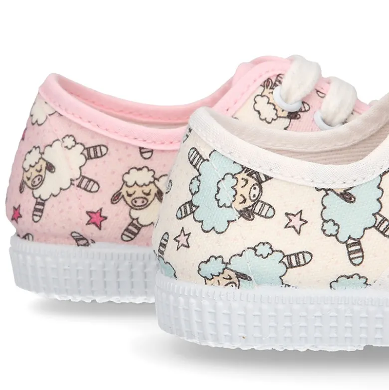 Bamba con cordones en lona con diseño de OVEJITAS.