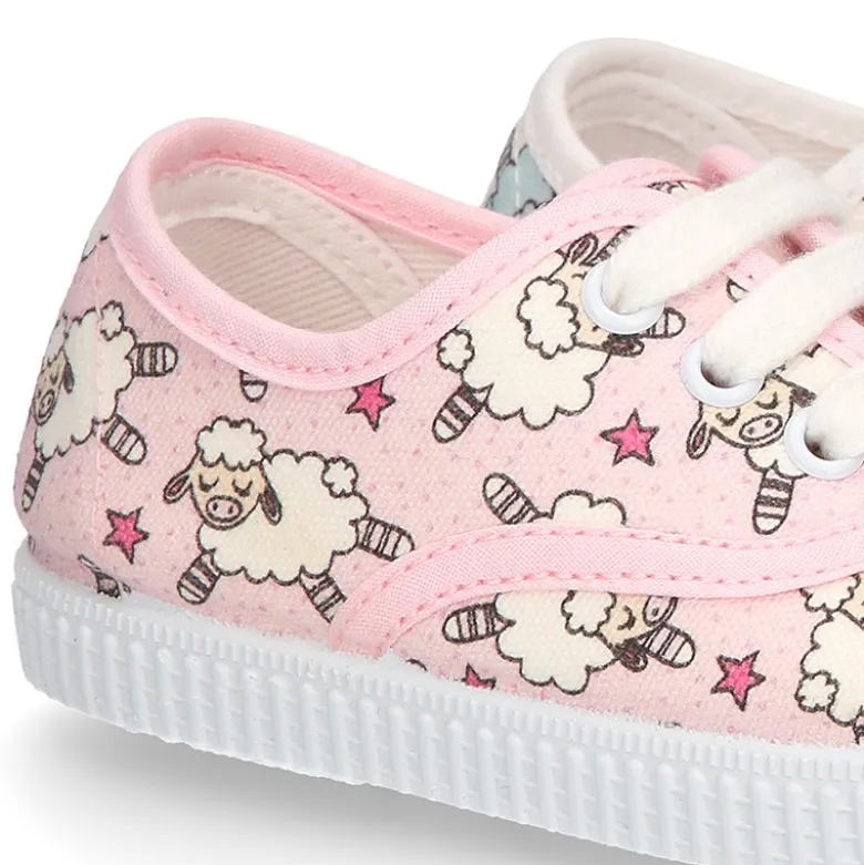 Bamba con cordones en lona con diseño de OVEJITAS.