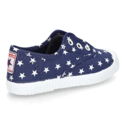 Bamba de lona con ESTRELLAS, elástico y puntera de goma.