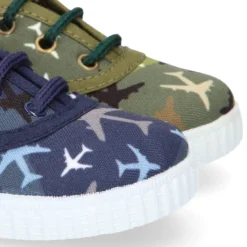 Bamba niño con cordones en lona con estampado AVIONES.